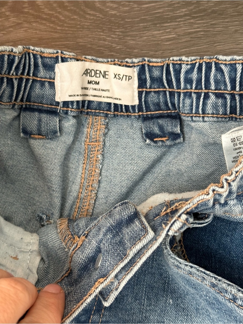 Ardene Medium Wash ‘Mom’ Jeans / Utility Pockets / Teen Denim / Tween Denim - Picture 2 of 6